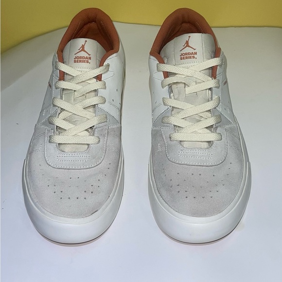 Nike Air Jordan Series Es - Picture 4 of 8